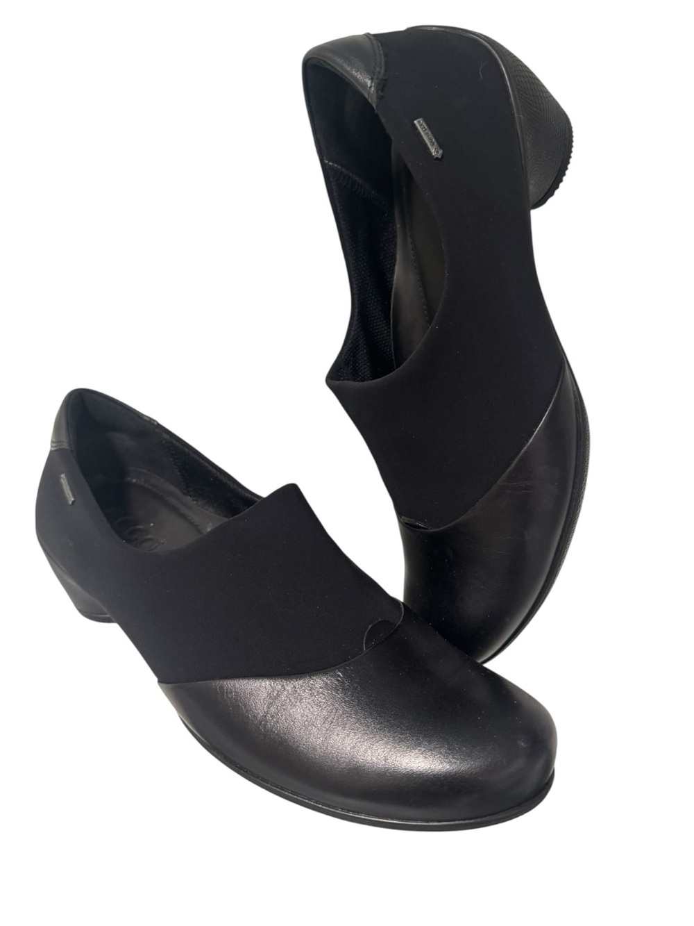 Ecco Women’s Black Sculptured GTX Slip On Leather Low Heel Pumps